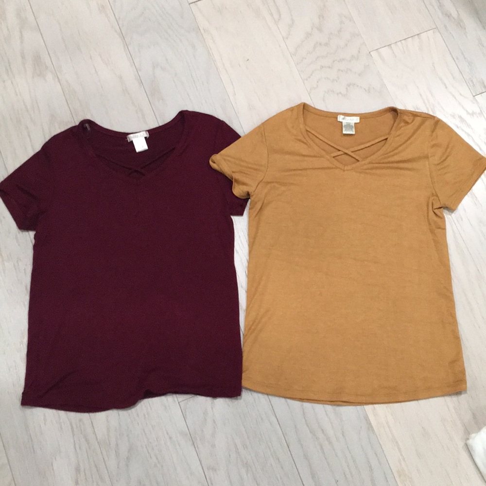 2 girls Bozzolo shirts